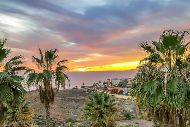 Nyárindító 4 fős nyaralás Tenerifén szállás repülővel 83.960 Ft/fő-től
