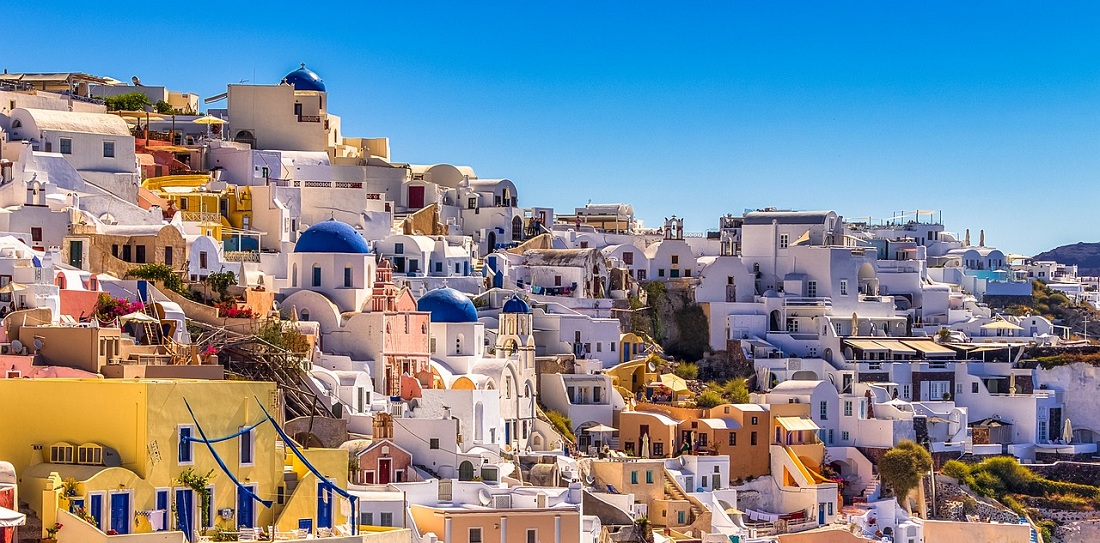 5 napos Santorini júliusban Repülőjegy + Hotel reggelivel 117.760 Ft.
